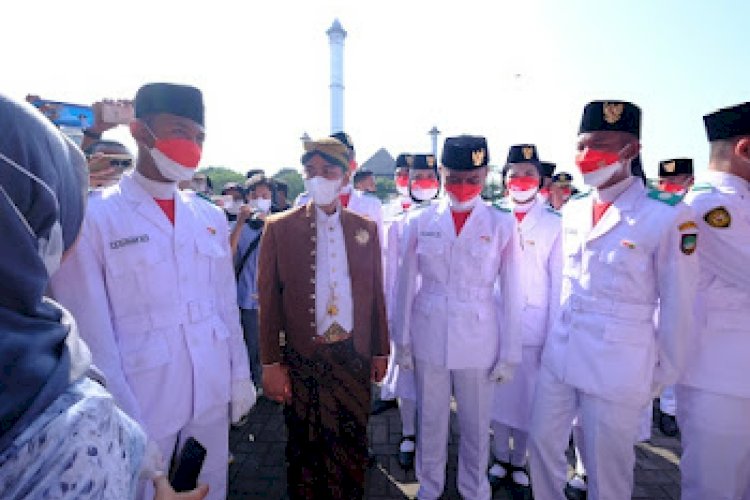 Terkait Insiden Tali Bendera Putus Gibran Yang Penting Adik Adik