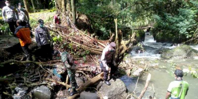 Polisi Temukan Potongan Tubuh Lainnya Di Sungai Grojogan Sewu RMOL JATENG