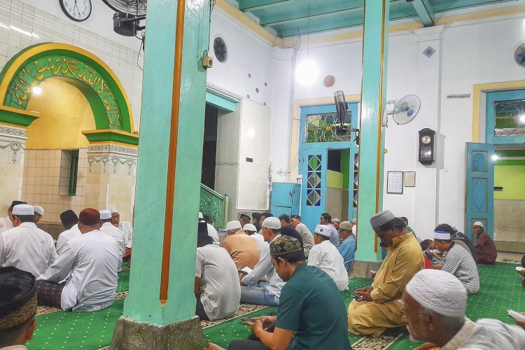 Ibadah Malam Nisfu Syaban RMOL JATENG