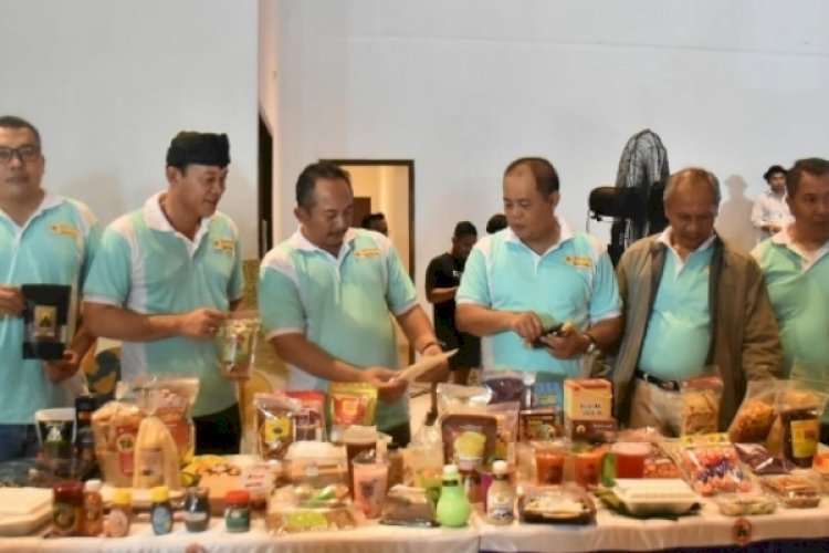 Jelang Ramadhan Ratusan Umkm Karanganyar Ikuti Pameran Gedhen Penuhi