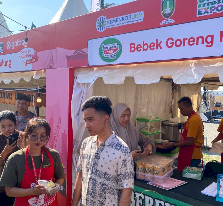 Kunjungi Booth Kuliner Umkm Mitra Gofood Di Solo Gibran Beri Apresiasi