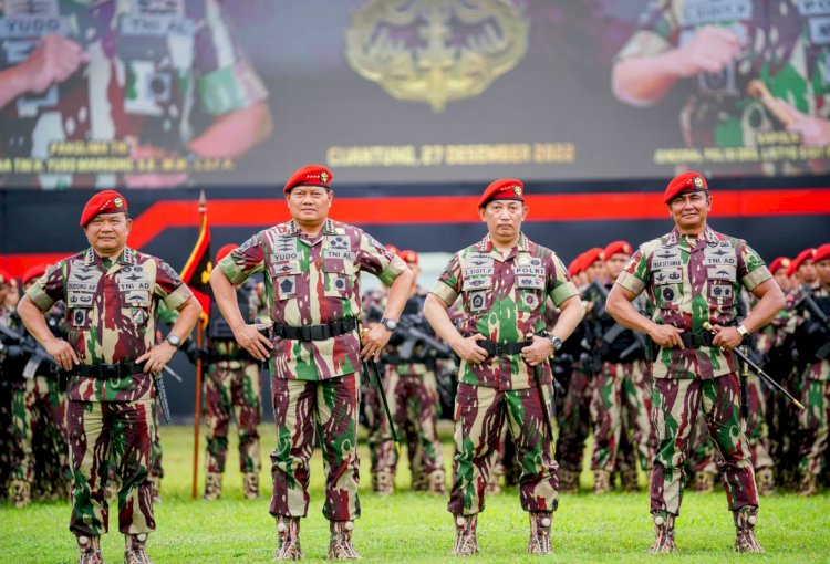 Kapolri Jenderal Sigit Dan Panglima Tni Laksamana Yudo Terima