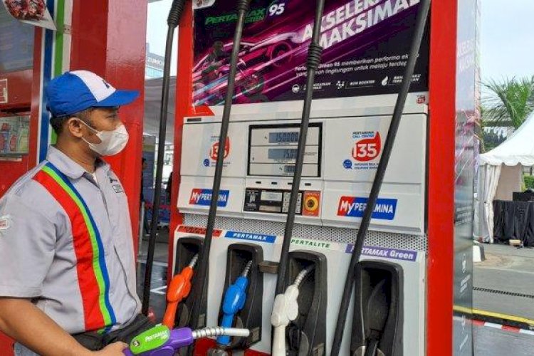 Pertamina Kenalkan Pertamax Green 95, Bensin Nabati Berkualitas Pertama ...