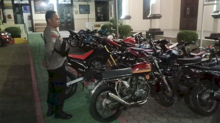 Puluhan Motor Berknalpot Brong Di Juwana Pati Diamankan - RMOL JATENG