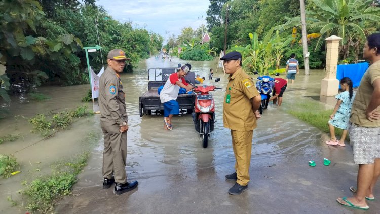 Puluhan rumah warga terendam akibat banjir luapan dari Sungai Lusi dan Serang, Senin (5/2) siang. Rubadi/Dok.RMOLJateng