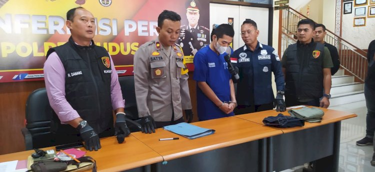 Pelaku warga Sumatera ditangkap aparat Polres Kudus usai menguras duit korbannya ratusan juta dengan mengganjal ATM. Arif Edy Purnomo/RMOLJateng