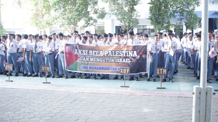 Aksi bela Palestina juga diikuti ratusan siswa SMK Muhammadiyah Kudus. Arif Edy Purnomo/RMOLJateng