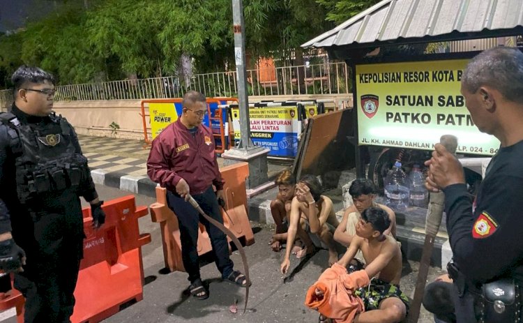 Polisi memberikan sanksi tegas bagi para pelajar pelaku tawuran dan gangster di Semarang tidak dapat membuat SKCK. Dicky Aditya/RMOLJateng