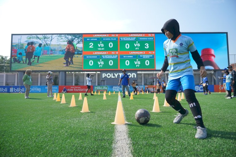 Skill Challenge Dribbling sebagai teknik dasar dan kunci bermain sepak bola, agar memiliki reaksi cepat dan penguasaan bola. Istimewa