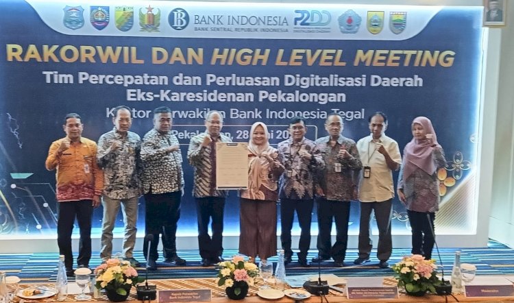 rapat koordinasi wilayah dan high level meeting Tim Percepatan dan Perluasan Digitalisasi Daerah (TP2DD) se-eks Karesidenan Pekalongan yang digelar Bank Indonesia Tegal. 