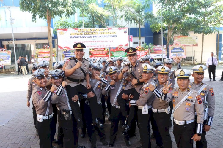 Gerbong Mutasi Bergerak Lagi, Kasatlantas Polres Kudus Diganti Wajah ...