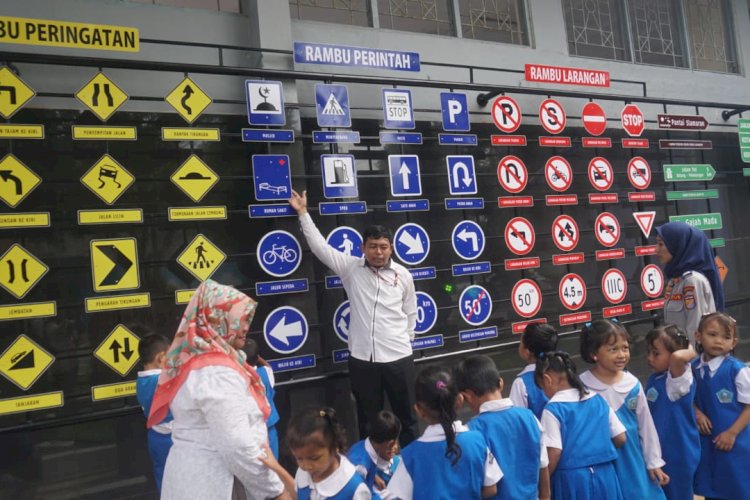 Resmikan Terlintas Kota Pekalongan Bangun Kesadaran Tertib Lalu Lintas